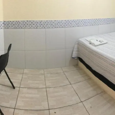 Beija-flôr Aeroporto Albergue *